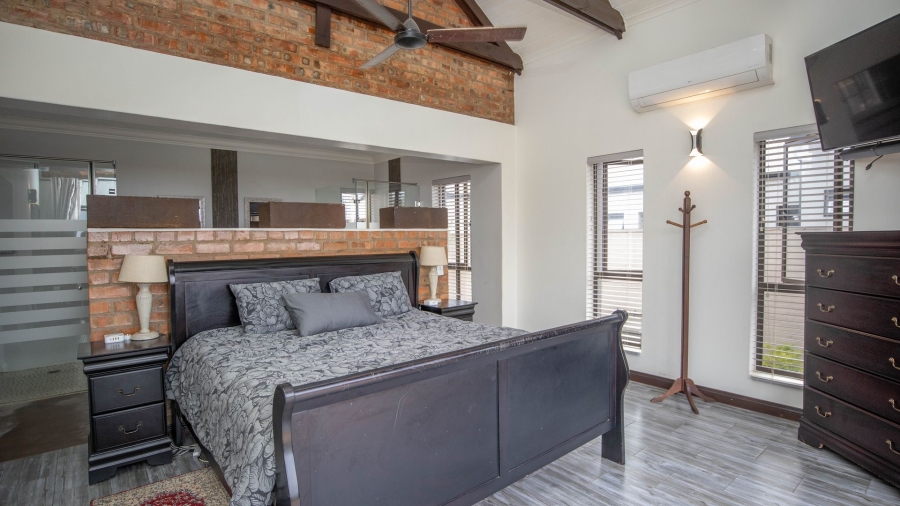 To Let 3 Bedroom Property for Rent in The Coves North West